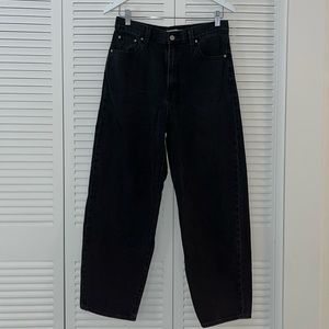 Black Balloon Leg Levi’s